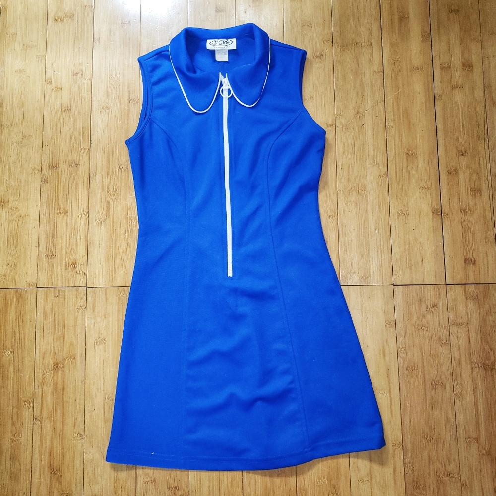 Retro style dress